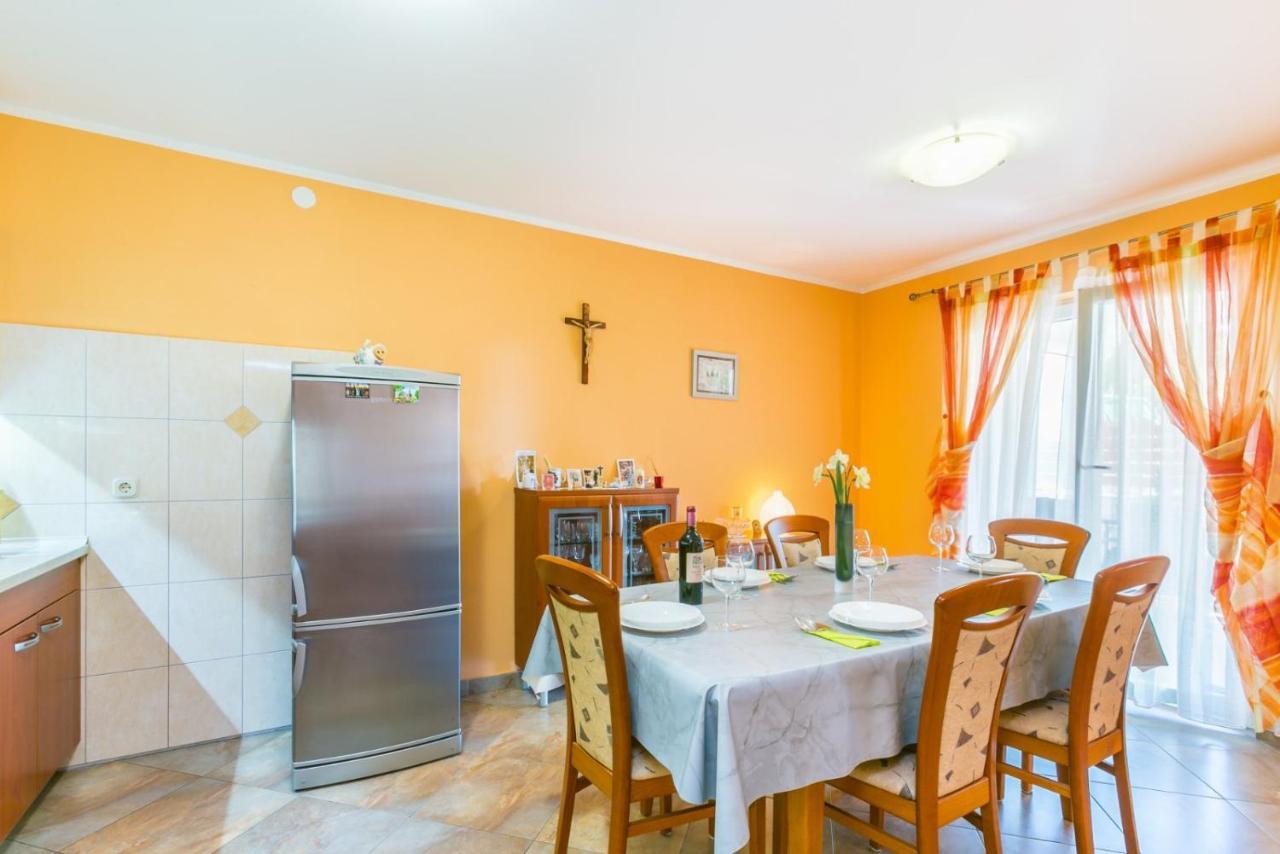 Apartman Marina Veruda Pula Exterior photo