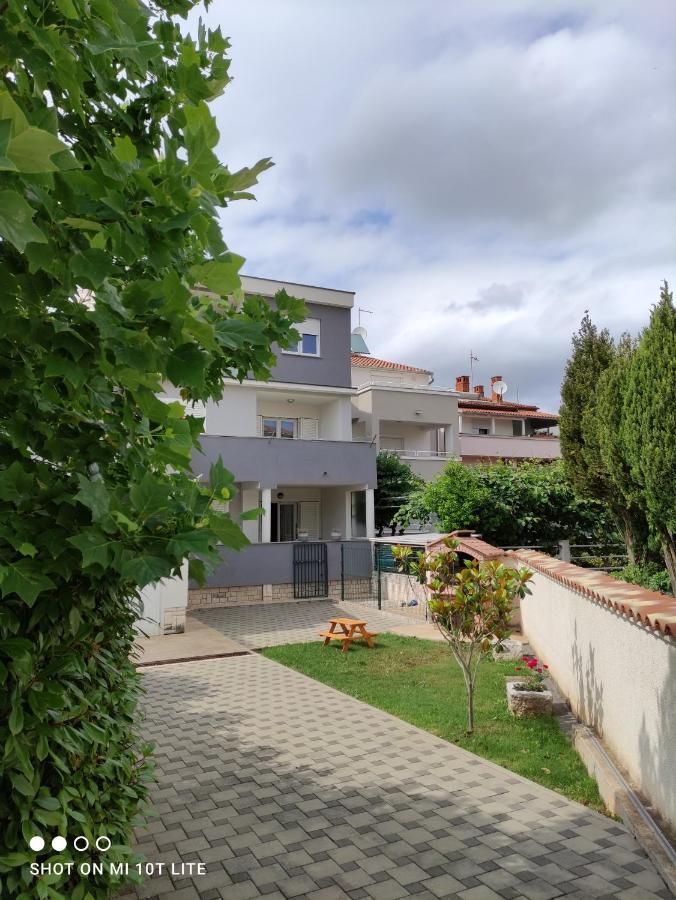 Apartman Marina Veruda Pula Exterior photo
